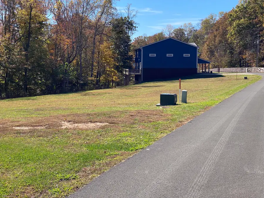 160 Peach Tree Lane, Russell Springs, KY 42642 - #2