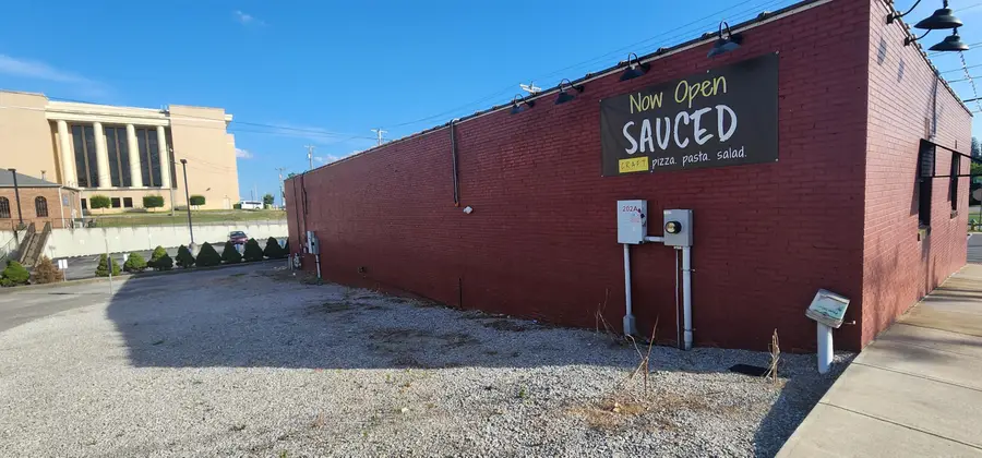 110 W Fourth Street, London, KY 40744 - #2