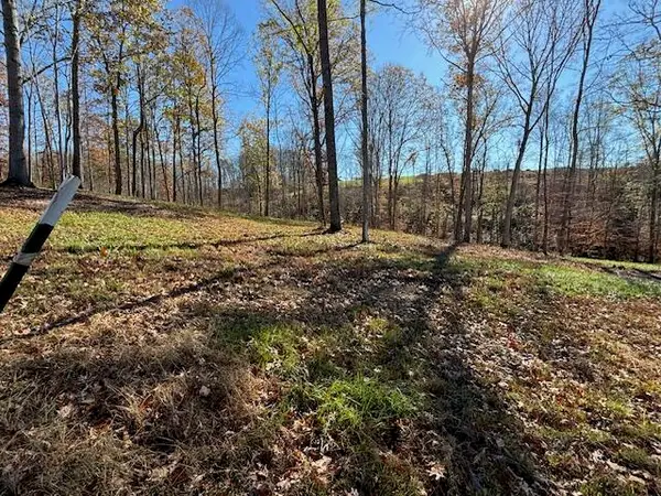 263 Woods Creek Lake Drive, Somerset, KY 42503