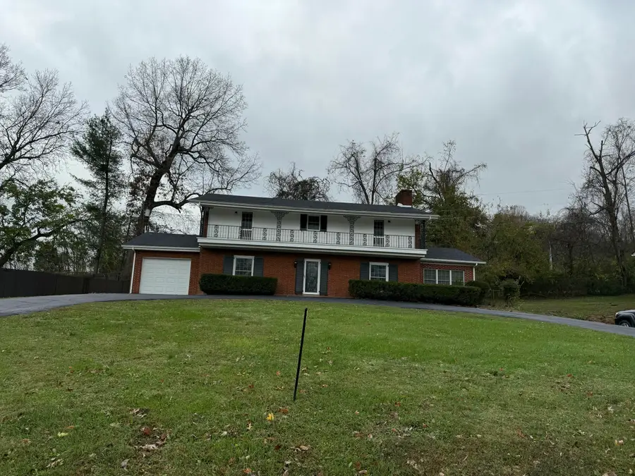 155 Woodland Dr, Somerset, KY 42501 - #2