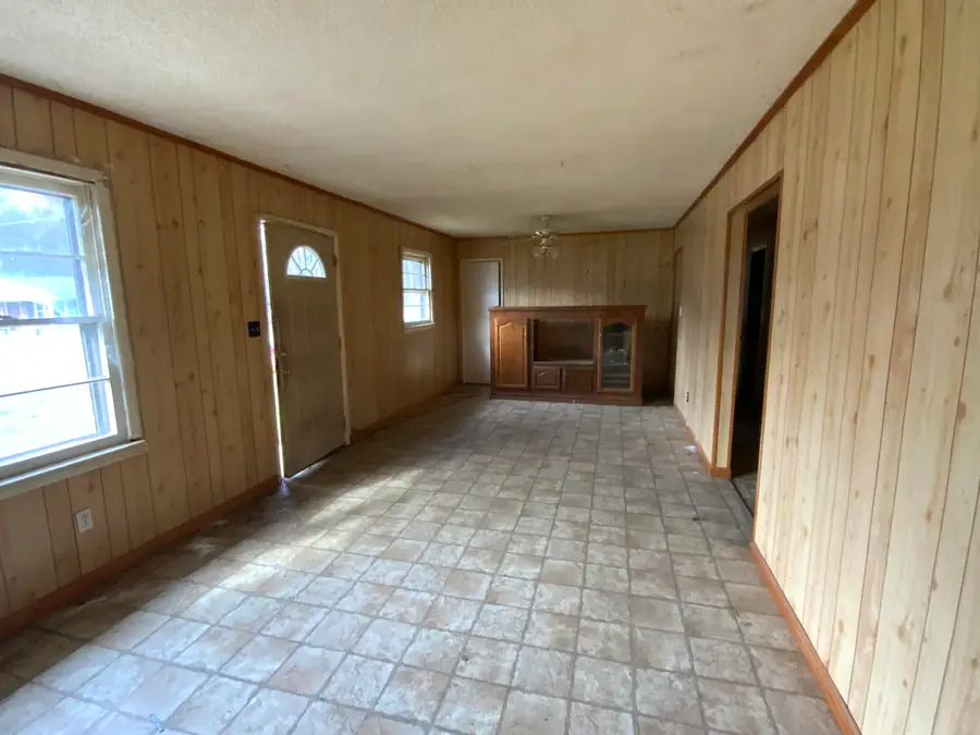 156 Doc Jones Road, Whitley City, KY 42653 - #3