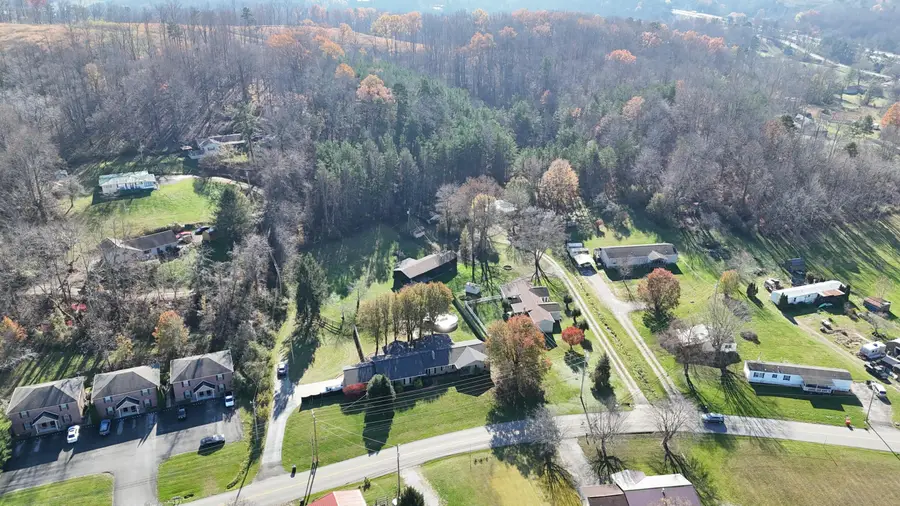 1745 5th Street Road, Corbin, KY 40701 - #2