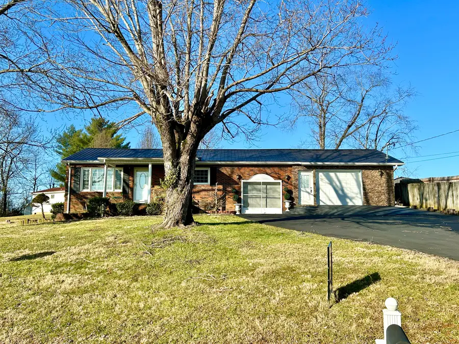 165 E Bourbon Road, Somerset, KY 42501 - #2