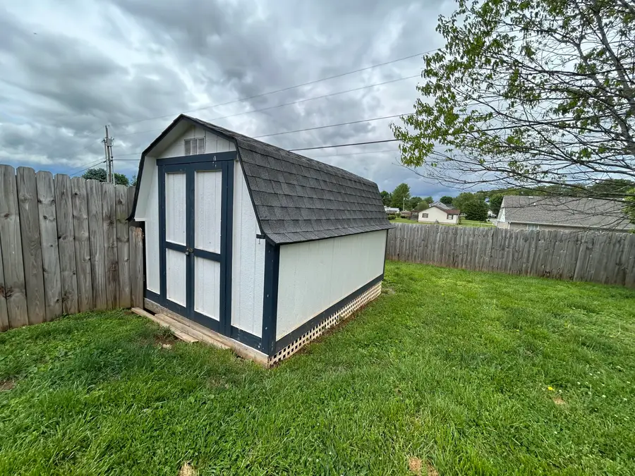 1692 Patterson Branch Road, Somerset, KY 42503 - #3