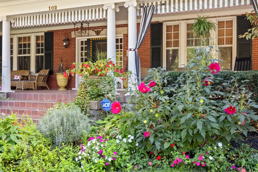 102 E Lexington Avenue, Danville, KY 40422 - #3