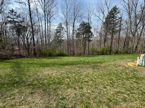 17 Anchor Way, Jamestown, KY 42629