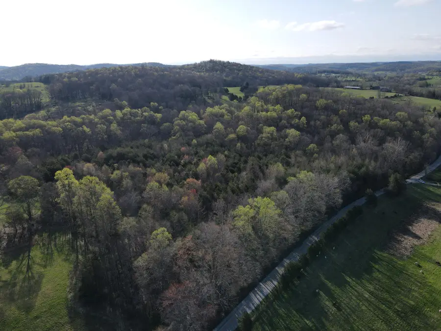 999-B Spiro Road, Mount Vernon, KY 40456 - #2