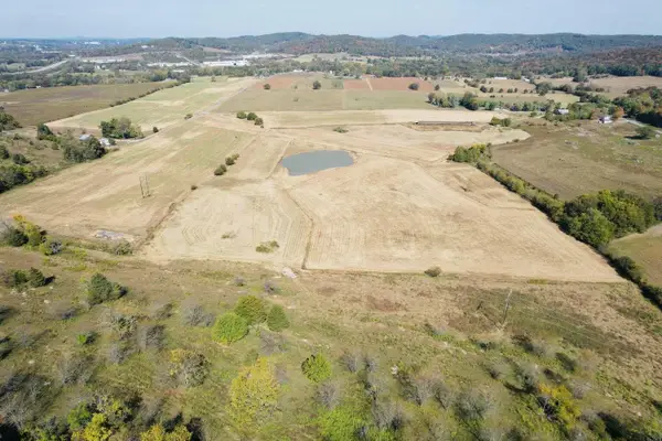 27 Elihu Cabin Road, Somerset, KY 42501