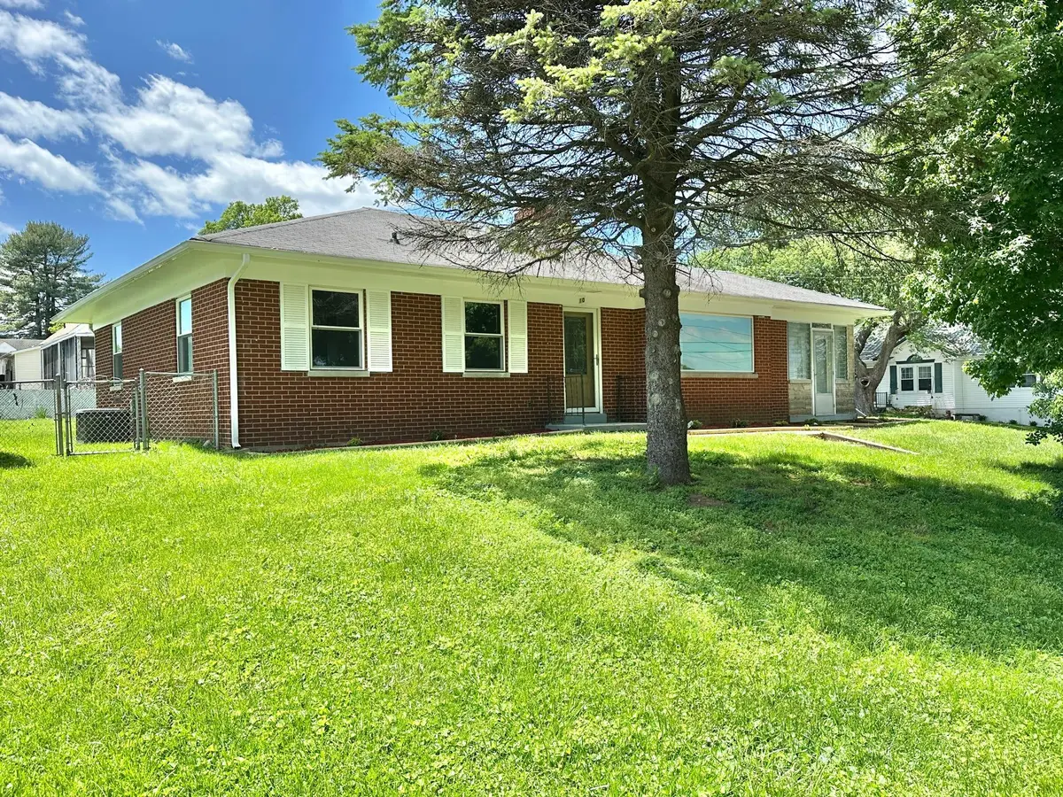 10 Kelly Avenue, Williamstown, KY 41097 - #1