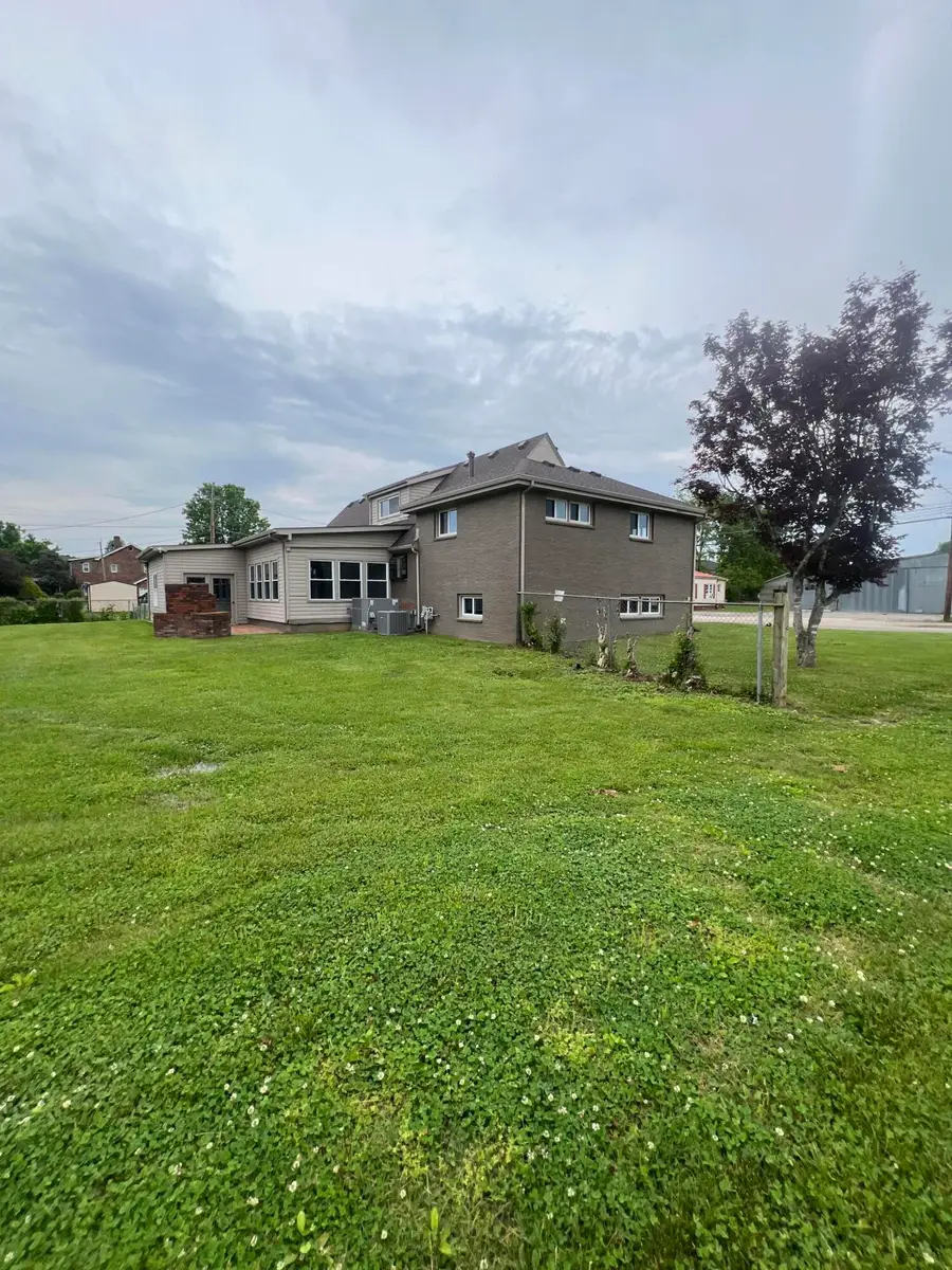 825 N Main Street, Barbourville, KY 40906 - #3