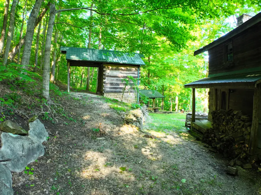 692 Little Doe Creek Road, Irvine, KY 40336 - #3