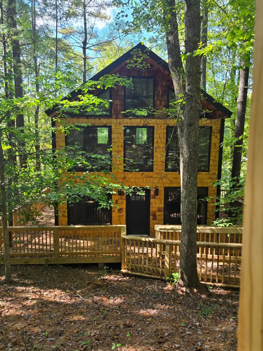 3 Pine Forest Park Rd, Campton, KY 41301 - #3
