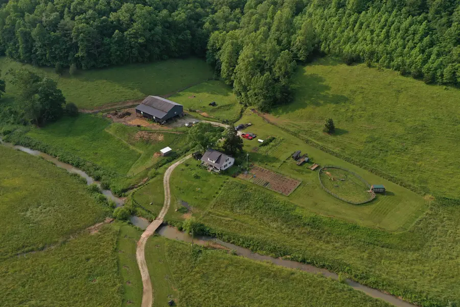 5446 Ky 378, Vancleve, KY 41385 - #3