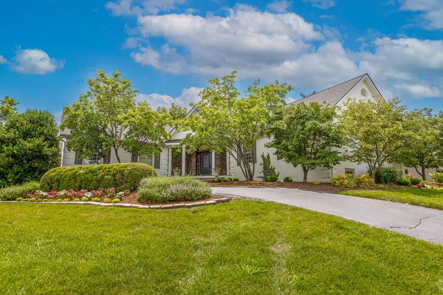 649 Lakeshore Drive, Lexington, KY 40502 - #2