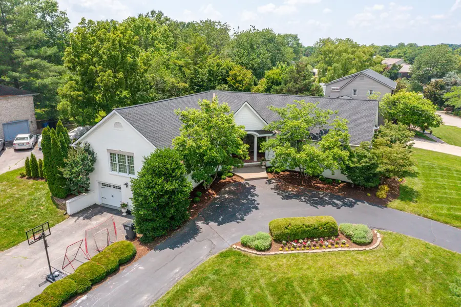 649 Lakeshore Drive, Lexington, KY 40502 - #3