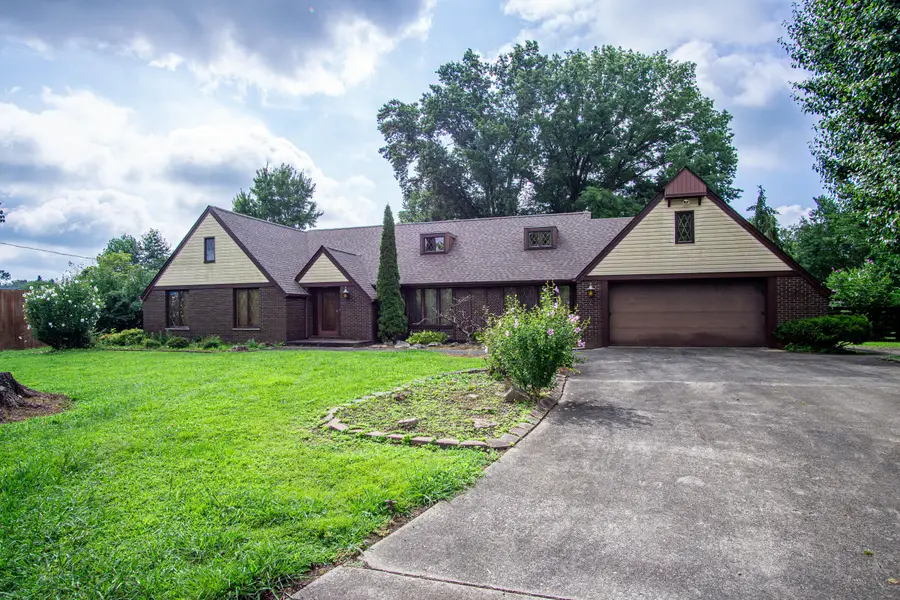 98 E Wyrick Street, Corbin, KY 40701 - #3