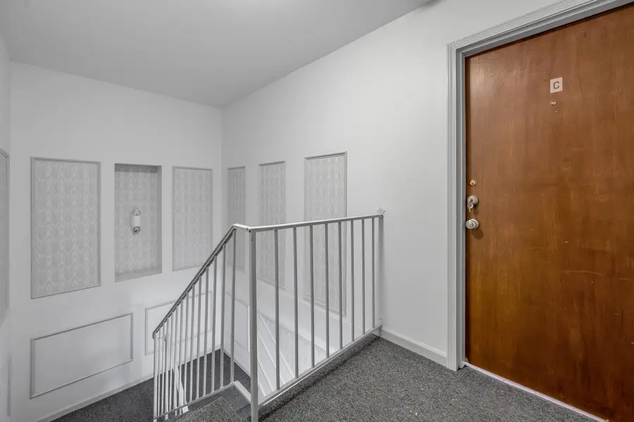 1064 Armstrong Mill Road #C, Lexington, KY 40517 - #2