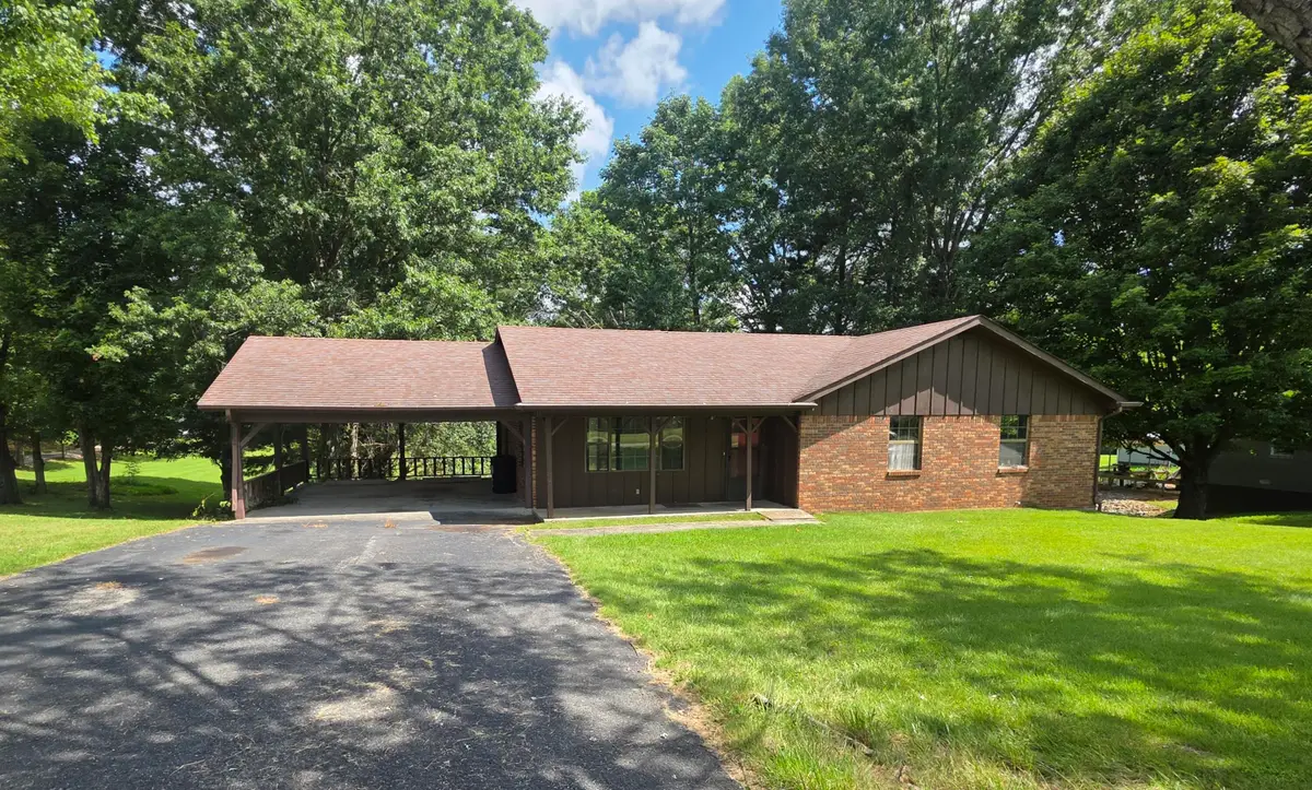 1006 Rainbow Drive, Albany, KY 42602 - #1