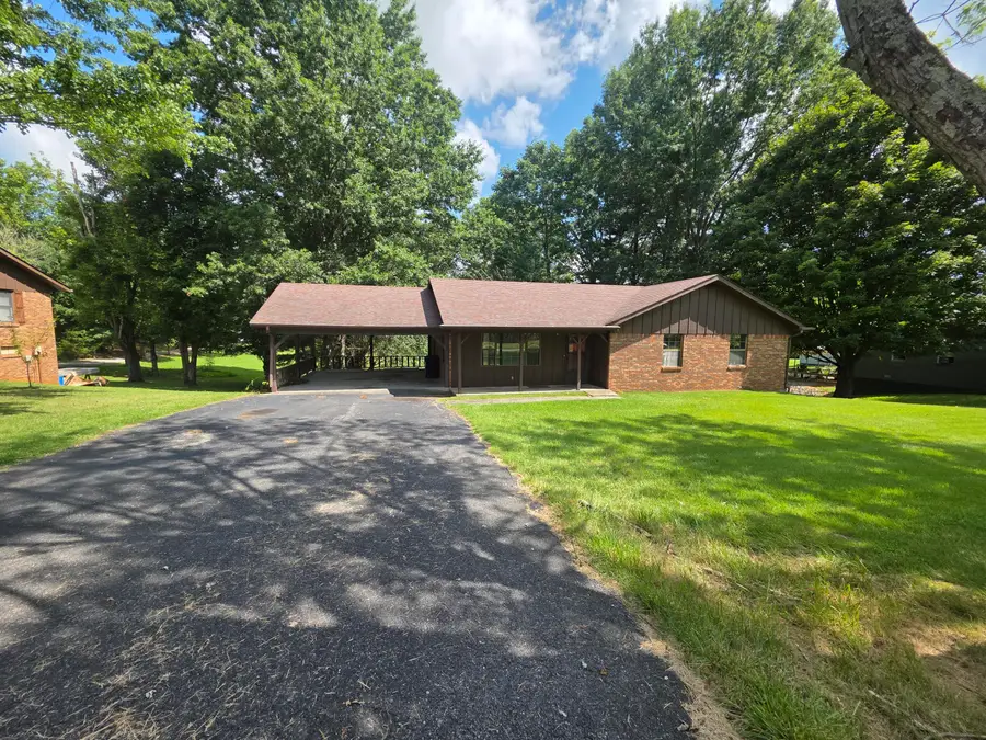 1006 Rainbow Drive, Albany, KY 42602 - #3