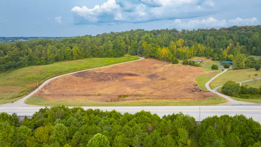 9300 Lake Cumberland Road, Mount Vernon, KY 40456 - #2