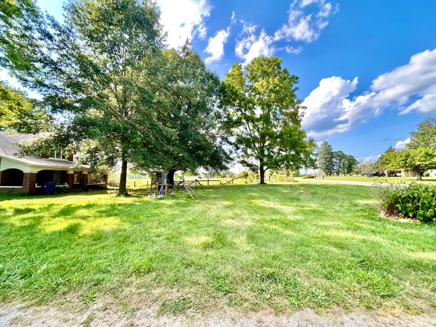 10185 W Hwy 80, Nancy, KY 42544 - #3