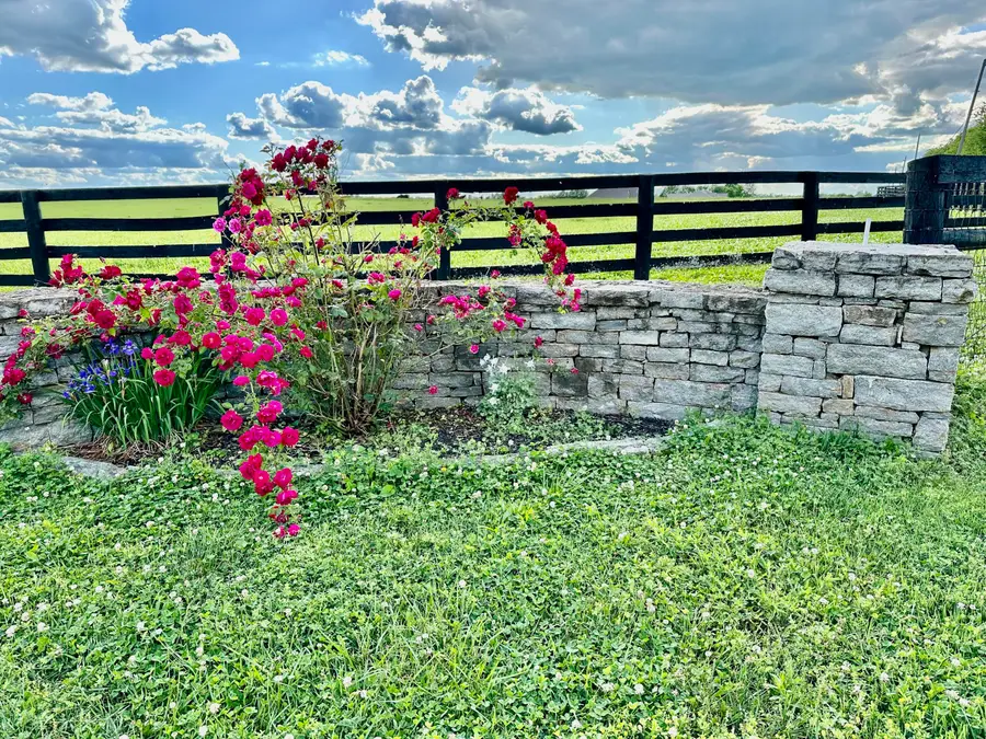 2120 Ironworks Road, Georgetown, KY 40324 - #2