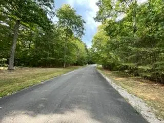 9 Five Points Drive, Russell Springs, KY 42642 - #3