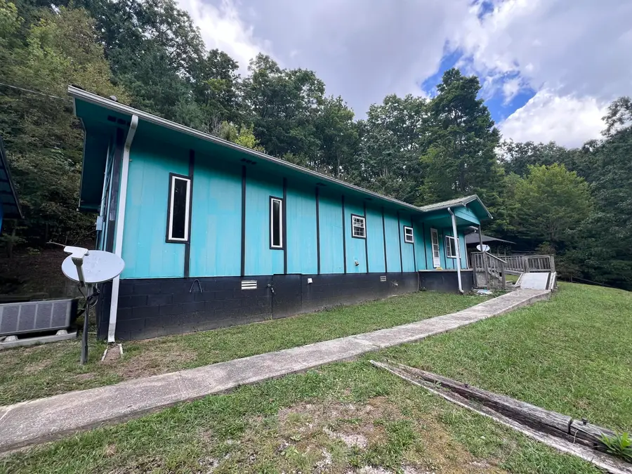 461 Round Ridge Road, Pineville, KY 40977 - #3