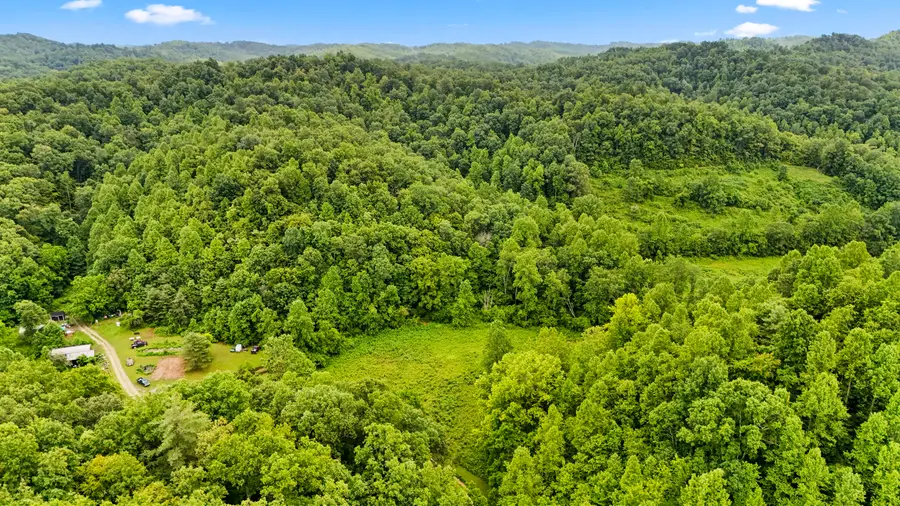 1235 Greenbrier Branch Road, Campton, KY 41301 - #2