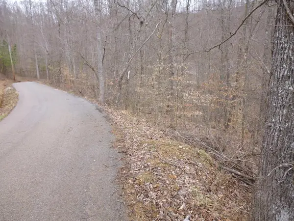 31, 32, 33 Justice Drive, Manchester, KY 40962