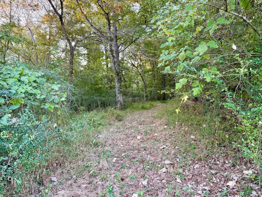 0  E Main Street, Beattyville, KY 41311 - #2