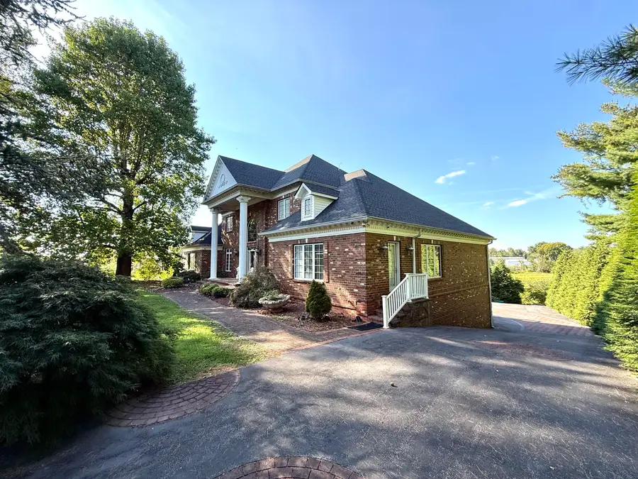 14 Windy Hills Drive, Somerset, KY 42501 - #2