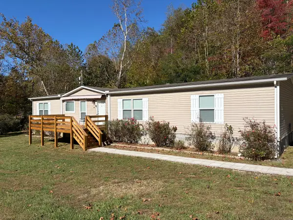 25 Banner Frk Road, Wallins, KY 40873