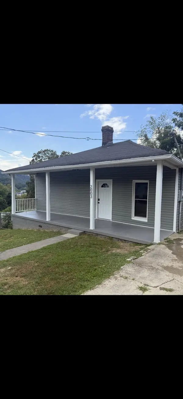 2003 Kentucky Avenue, Jackson, KY 41339