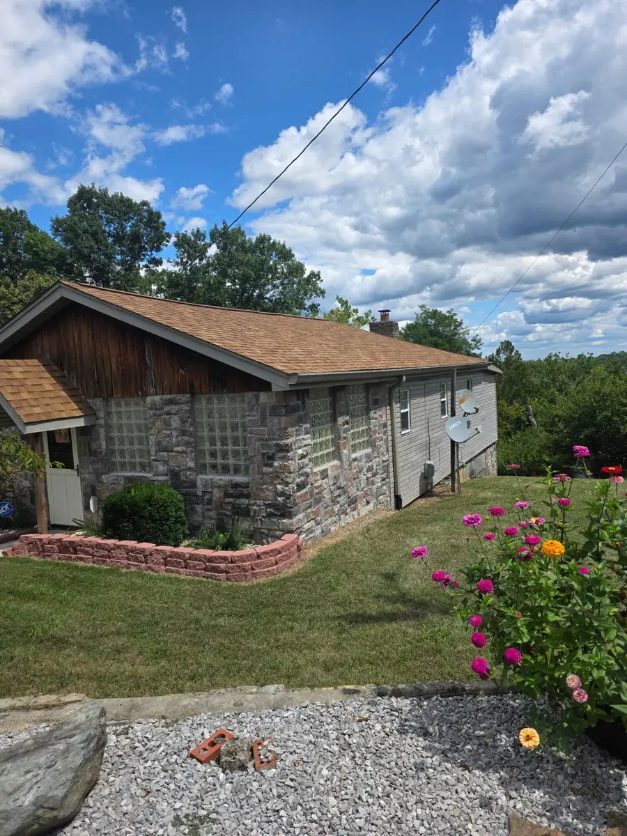 220 Leon Boulevard, Williamstown, KY 41097 - #2