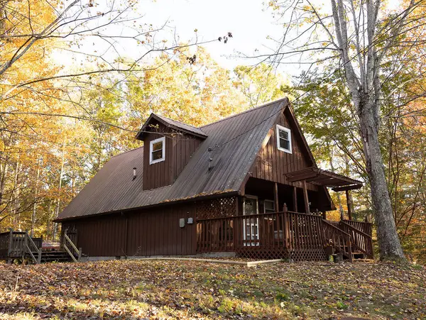 240 Cowboy Lane, Wellington, KY 40387