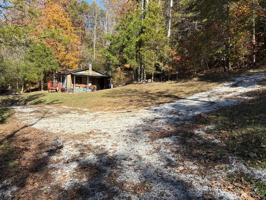 3999 Mckee Road, Irvine, KY 40336 - #2