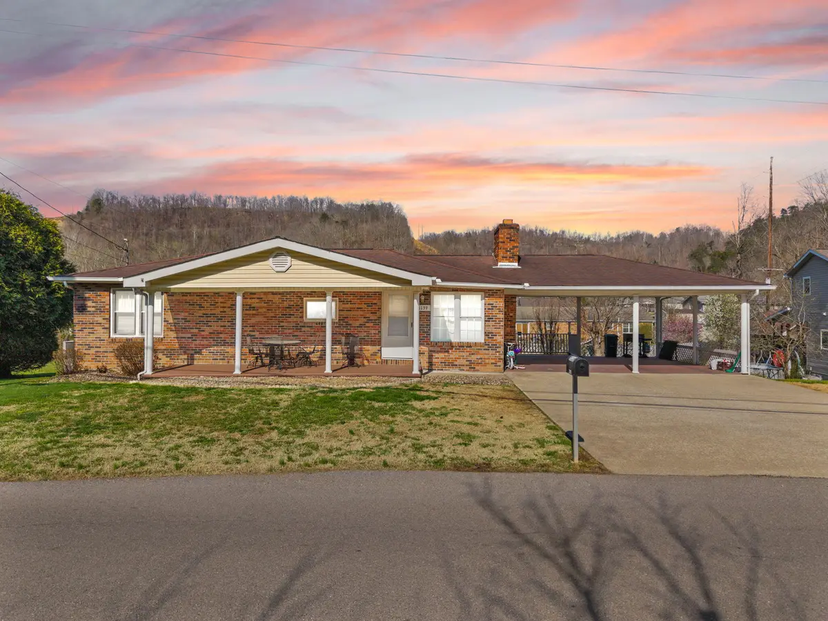 6139  Main Street, Thelma, KY 41260 - #1