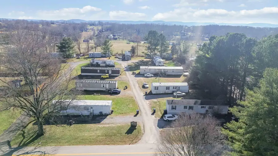 11 Dalton Lane, Somerset, KY 42503 - #2