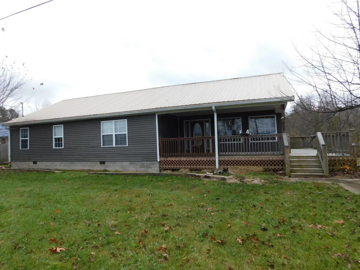 855 Pleasant Grove Loop, Manchester, KY 40962 - #1