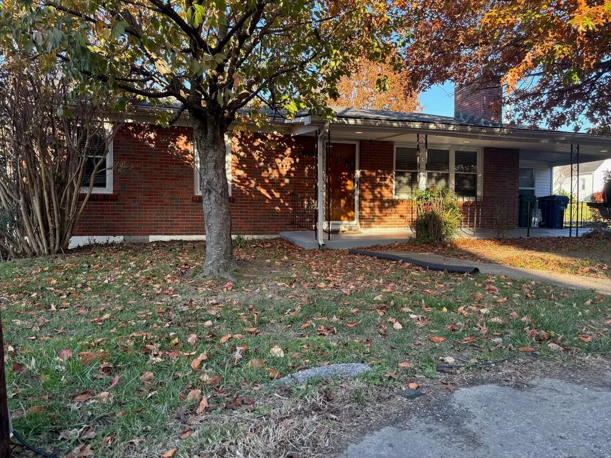 605 College Street, Winchester, KY 40391 - #1