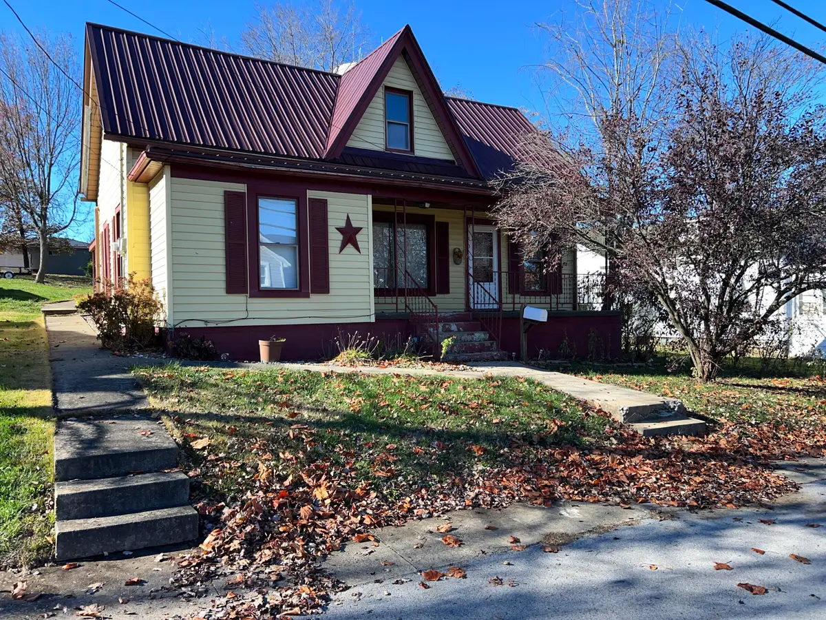 418 Dye Street, Flemingsburg, KY 41041 - #1