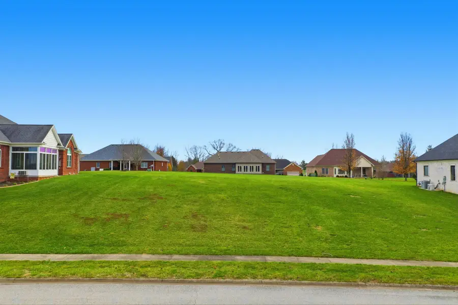 1005 Green Garden, Lawrenceburg, KY 40342 - #3