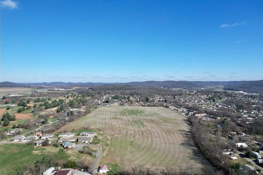 404 Hillrise Drive, Monticello, KY 42633 - #2