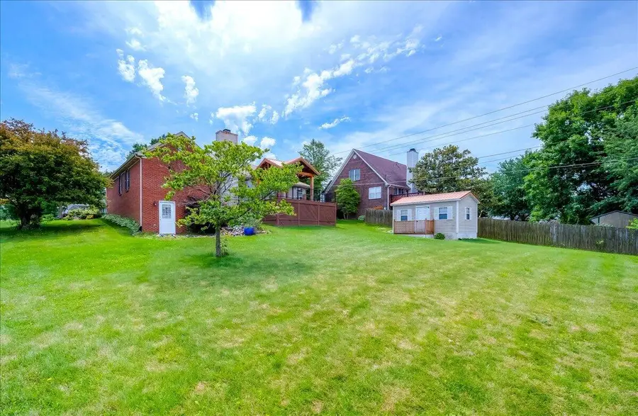 1054 Devane Lane, Frankfort, KY 40601 - #3