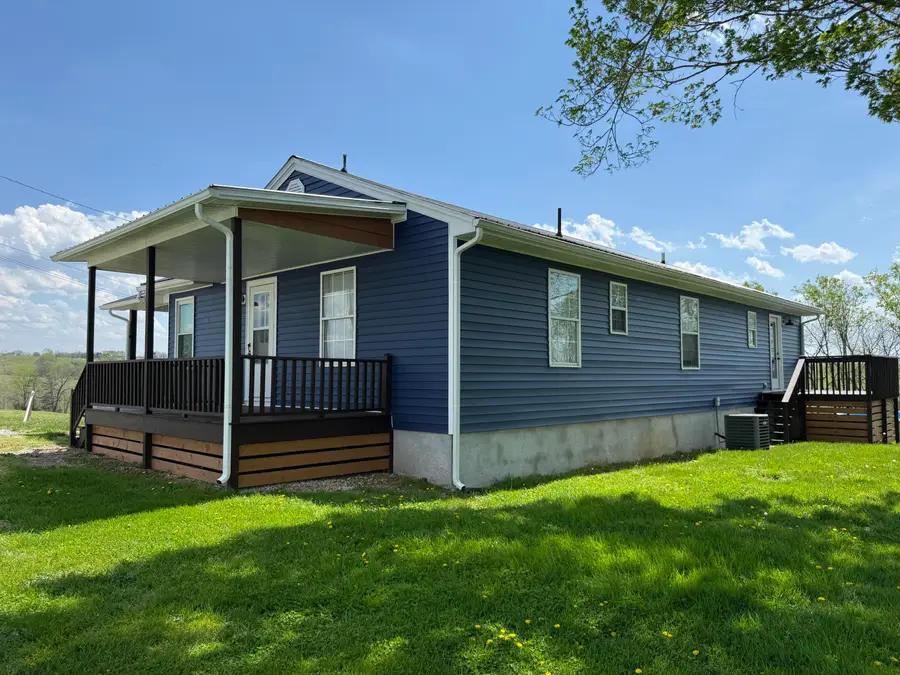 1543 W Tunnel Hill Road, Owingsville, KY 40360 - #3