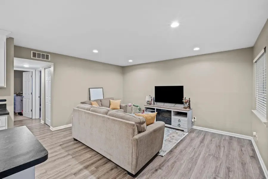 333 E 4th Street #B6, Frankfort, KY 40601 - #3