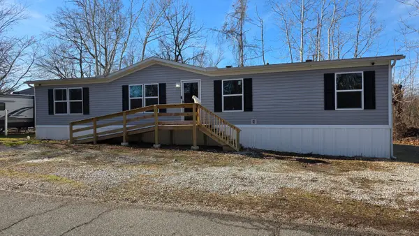 192 Eloise Road, Louisa, KY 41230