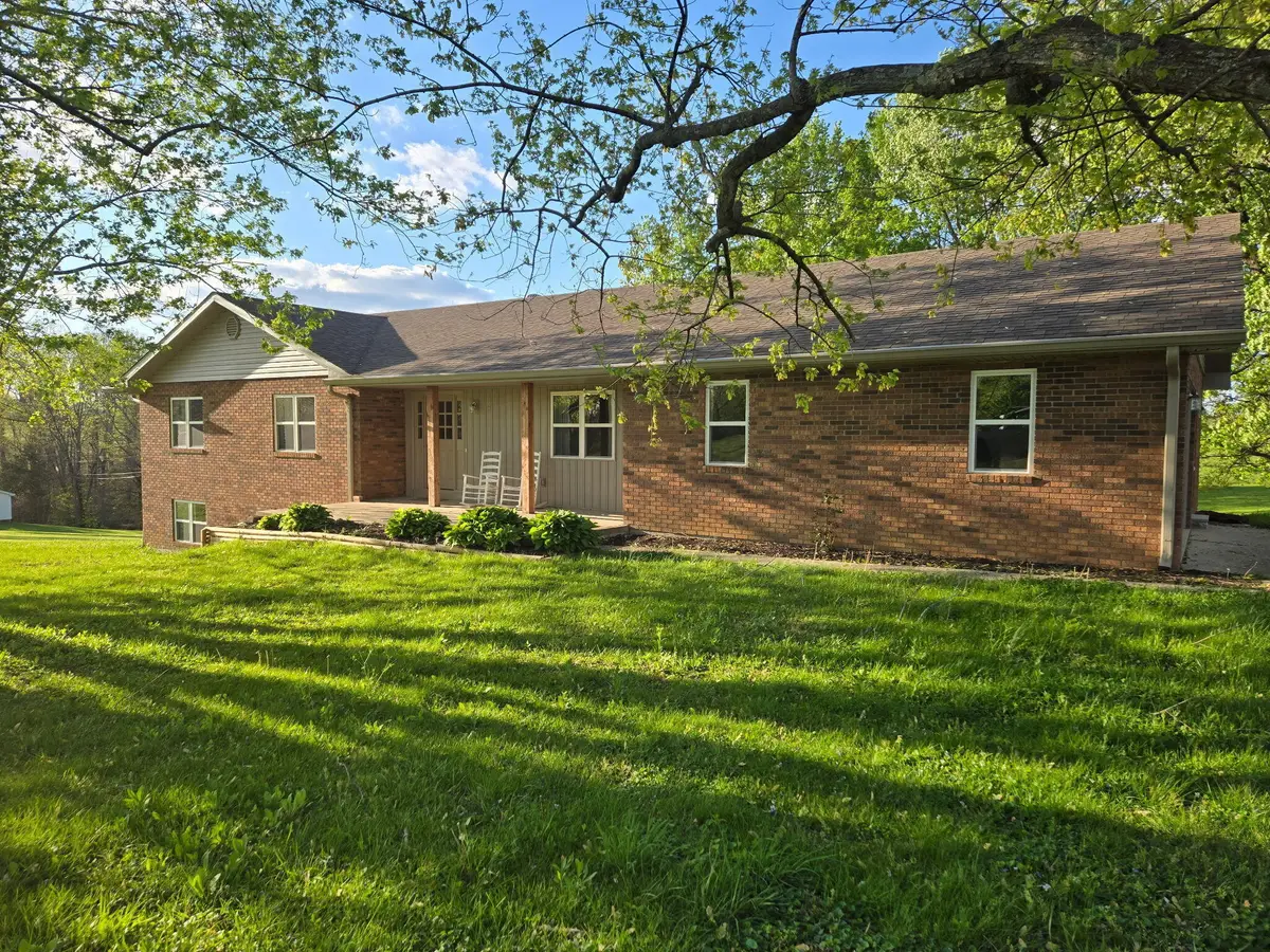 18 Ash Drive, Nancy, KY 42544 - #1