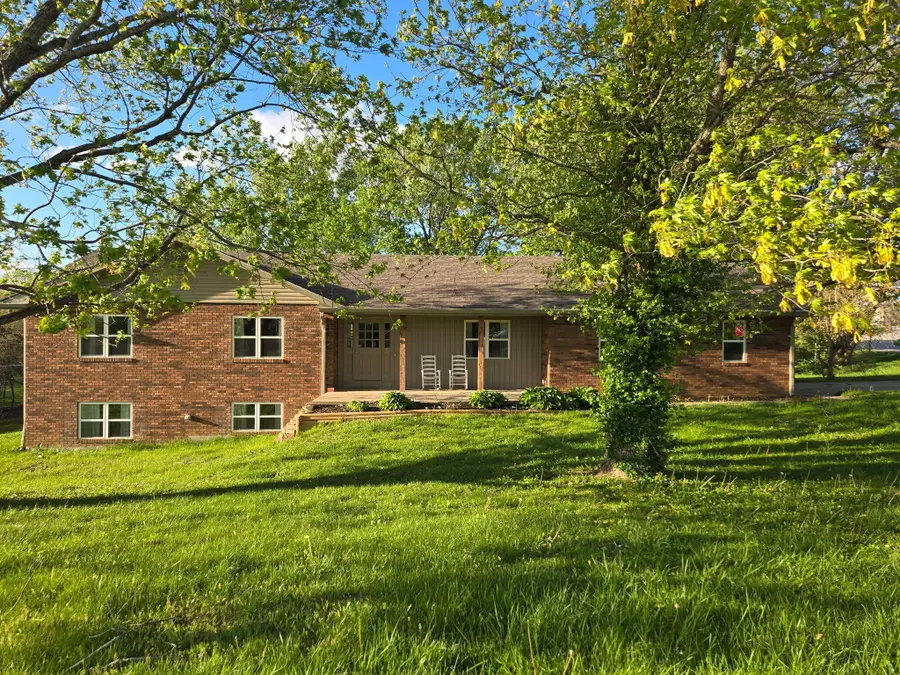 18 Ash Drive, Nancy, KY 42544 - #2